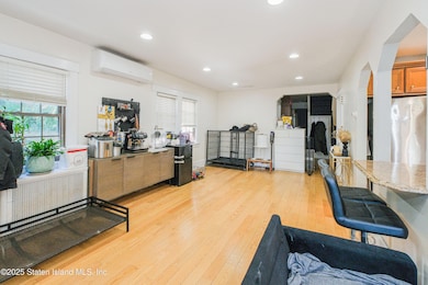 56 Park Ln, Staten Island, NY 10301 - photo 3