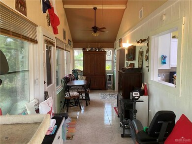 840 Santa Anna Dr, Alamo, TX 78516 - photo 7