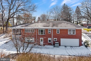 63 Grandview Blvd, Reading, PA 19609 - photo 5