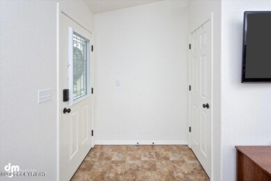 03-Front Entry_DMD_6041