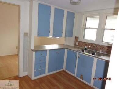 219 N Lansing St, Owosso, MI 48867 - photo 5