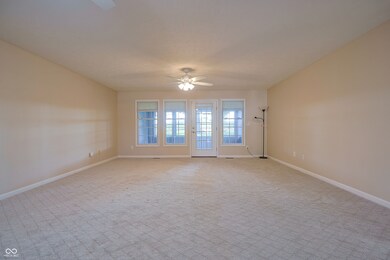 7005 S Stratton Ct, Columbus, IN 47203 - photo 7