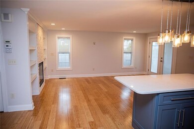11 Nobert St unit B, Warren, RI 02885 - photo 7