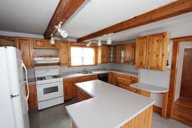 11 Estes St, Lynn, MA 01902 - photo 5