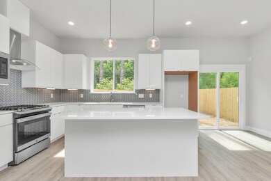 5818 Burt St, Houston, TX 77091 - photo 6