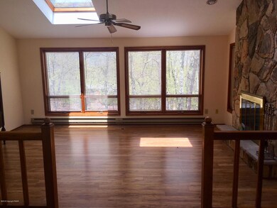 4135 Sycamore Ln, East Stroudsburg, PA 18301 - photo 5