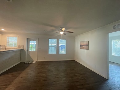 428 Sunbird Square, Sebring, FL 33872 - photo 2