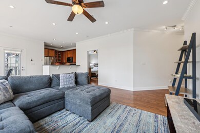 Wellington Greene unit 202, Port Chester, NY 10573 - photo 7