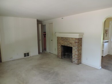 263-436943 - Living Room1