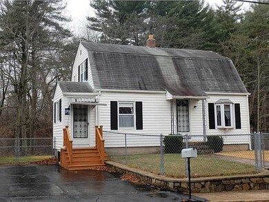 56 Angus St, Coventry, RI 02816 - photo 2