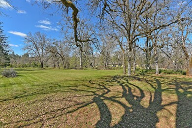 1710 Pleasant Valley Rd, Merlin, OR 97532 - photo 2