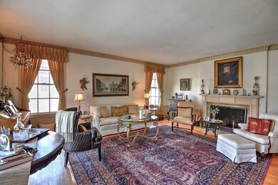 54 Nahant St unit 54R, Lynn, MA 01902 - photo 4