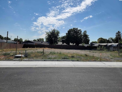 401 S Quillan Place, Kennewick, WA 99336 - photo 3