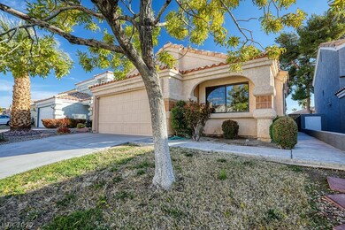 3112 Ocean View Dr, Las Vegas, NV 89117 - photo 3