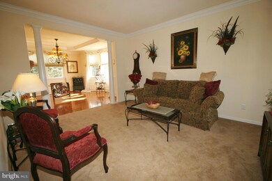 968 Shannon Dr N, Greencastle, PA 17225 - photo 2