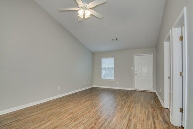 567 Edgecliff Ln, Evans, GA 30809 - photo 4