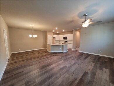 9729 Grosbeak Ln, Magnolia, TX 77354 - photo 2