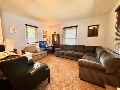 523 S Oak St, Bluffton, IN 46714 - photo 3