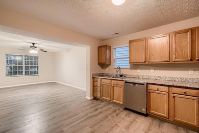 3983 Summerstone Dr - Web Quality - 005