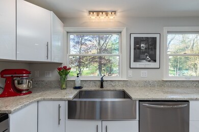 4 Carriage Dr, Acton, MA 01720 - photo 5