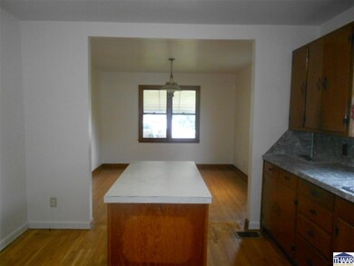 2902 S 4th St, Terre Haute, IN 47802 - photo 4