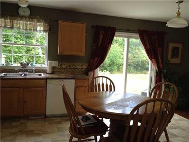 7232 Wilrose Ct, North Tonawanda, NY 14120 - photo 3