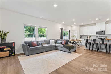 3008 Summit Oaks Rd, Charlotte, NC 28269 - photo 4