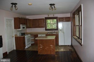 23757 Mill Pond Ln, Hollywood, MD 20636 - photo 4