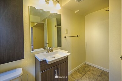 unlisted-address, Des Moines, WA 98198 - photo 5