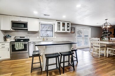 1077 S 400 W, Huntington, IN 46750 - photo 6