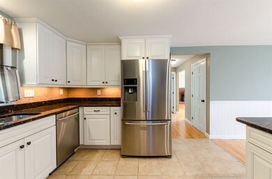 6 Wakefield Dr, Nashua, NH 03062 - photo 6