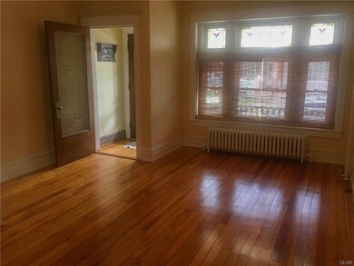 219 S Saint Cloud St, Allentown, PA 18104 - photo 3