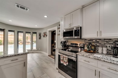 502 Turner Blvd, Grand Prairie, TX 75050 - photo 6