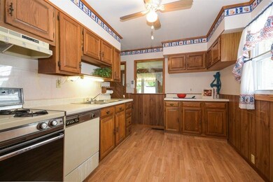 421 W Walnut St, Crown Point, IN 46307 - photo 3