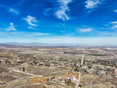 0 Vic High Spring Tierra S unit 25002007, Palmdale, CA 93551 - photo 4