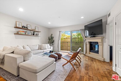 8238 W Manchester Ave unit 204, Playa Del Rey, CA 90293 - photo 4