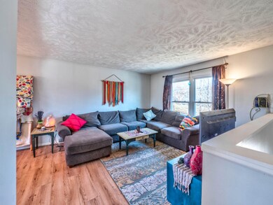 1515 Benjamin Ave NE, Grand Rapids, MI 49505 - photo 3