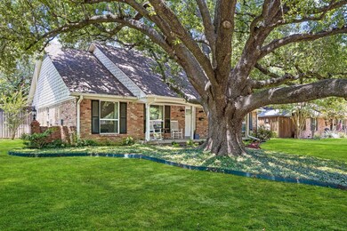 4939 Creighton Dr, Dallas, TX 75214 - photo 3