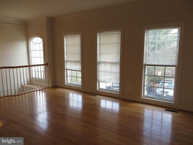 9044 Tanyard Ln, Lorton, VA 22079 - photo 7