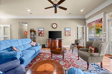 6919 Lagoon Ct, Greenwell Springs, LA 70739 - photo 5