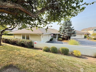 81 Windrose Dr, Port Ludlow, WA 98365 - photo 4