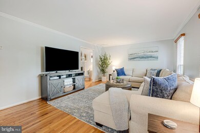 3519 Majestic Pine Ln, Fairfax, VA 22033 - photo 6