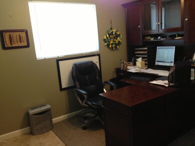 Bedroom/Office/Den