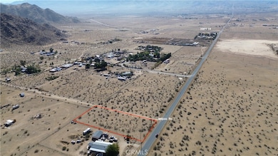 0 Milpas Dr unit HD25256331, Apple Valley, CA 92307 - photo 4