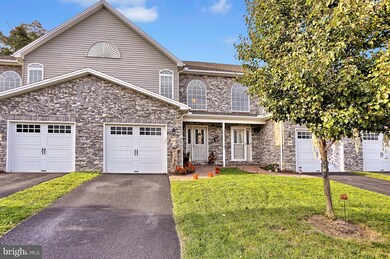 321 Briar Ridge Cir, Enola, PA 17025 - photo 3