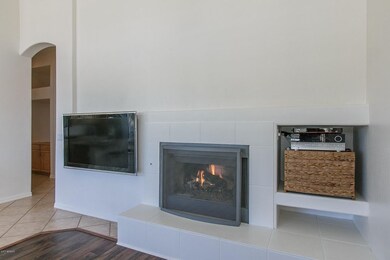 17) GAS FIREPLACE