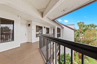 5380 Cedar Lake Dr unit 3040, Boynton Beach, FL 33437 - photo 4