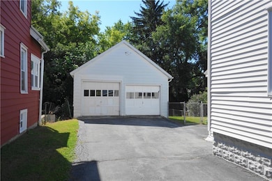 2 Car Garage