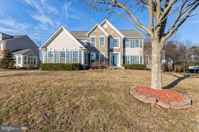 42268 Providence Ridge Dr, Chantilly, VA 20152 - photo 3