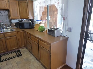 1673 SW Gails Ave, Chehalis, WA 98532 - photo 6